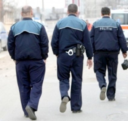 Poliţiştii îşi iau concedii prin rotaţie sau deloc